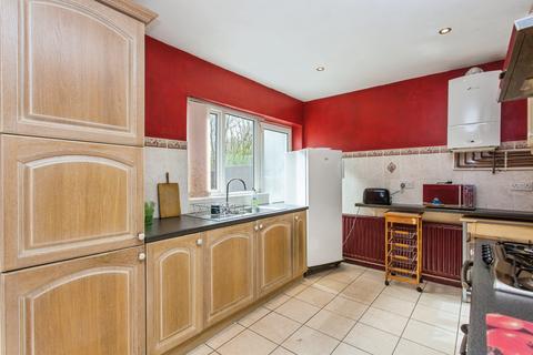 3 bedroom end of terrace house for sale, Camberwell Crescent, Greater Manchester WN2