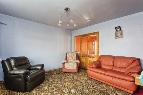 3 bedroom end of terrace house for sale, Camberwell Crescent, Greater Manchester WN2
