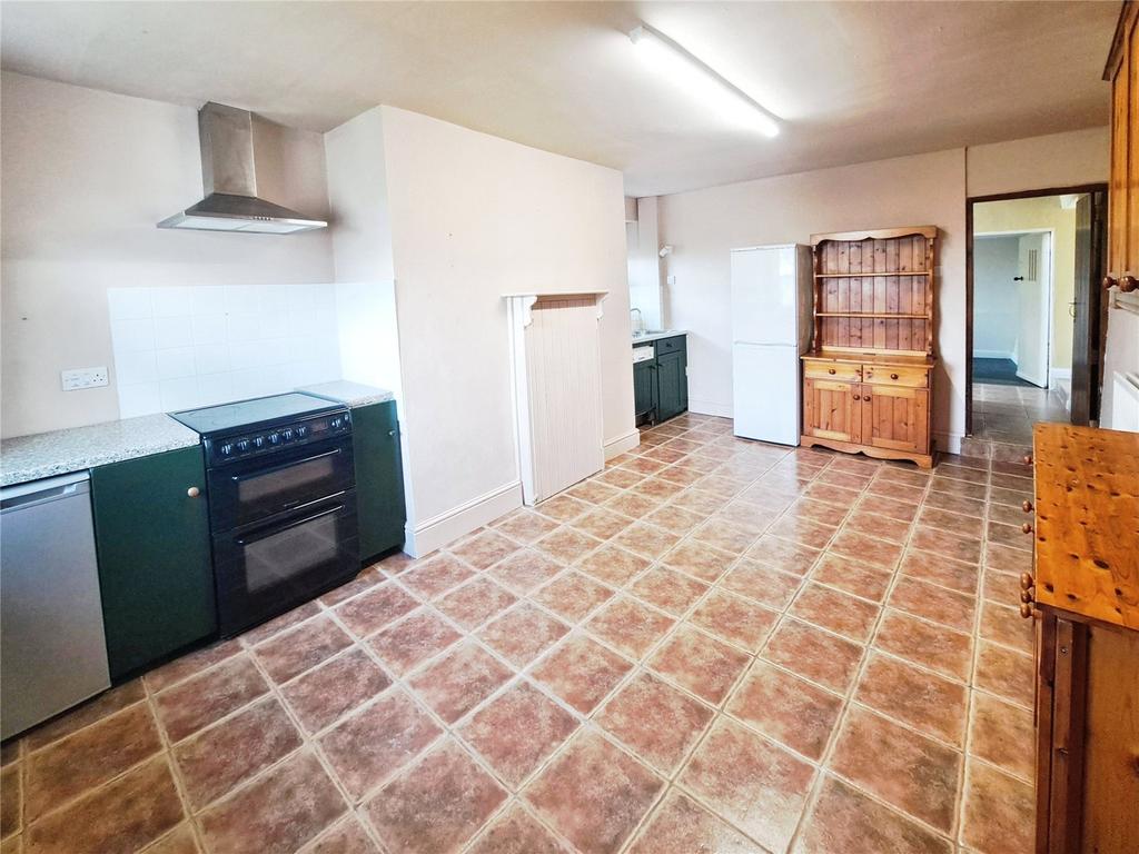 Kitchen/Breakfast 2