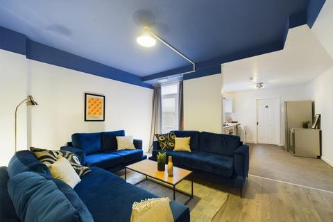 9 bedroom house to rent, Great Western Street, Manchester M14