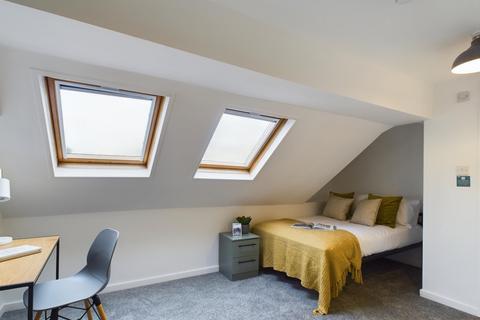 9 bedroom house to rent, Great Western Street, Manchester M14