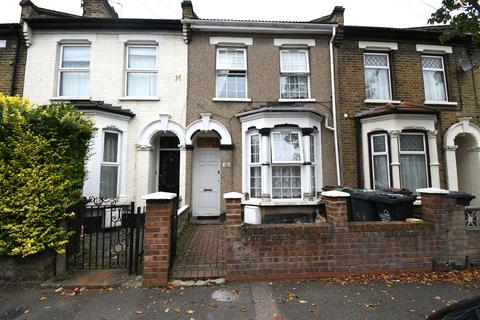undefined, Leslie Road, London, E11