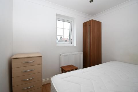 undefined, Leslie Road, London, E11
