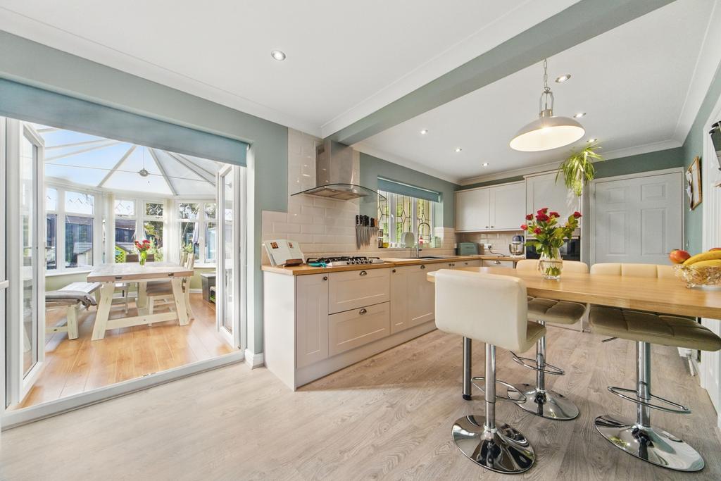 Springfield Court-Kitchen 2