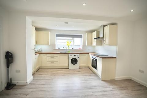 22 Cliff Road, Cromer, NR27 0BU
