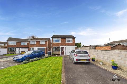 3 bedroom detached house for sale, Jordan Avenue, Stretton DE13