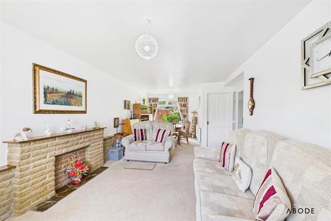3 bedroom detached house for sale, Jordan Avenue, Stretton DE13