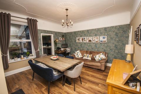 319 Blackburn Road, Haslingden, Rossendale, BB4 5JQ