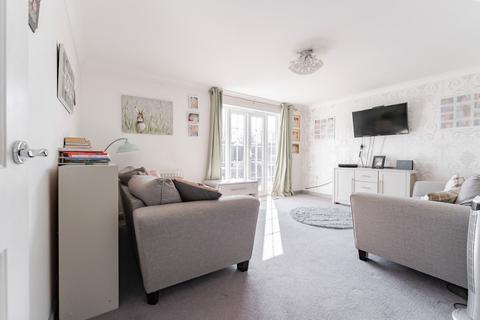 24 Cygnet Close, Attleborough, NR17 2RP