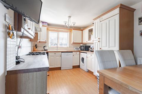 24 Cygnet Close, Attleborough, NR17 2RP
