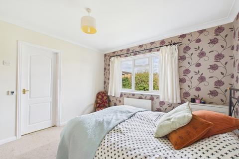 11 Barnabas Road, Leighton Buzzard, LU7 2QG