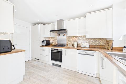 33 Ashurst Way, East Grinstead, RH19 3GJ