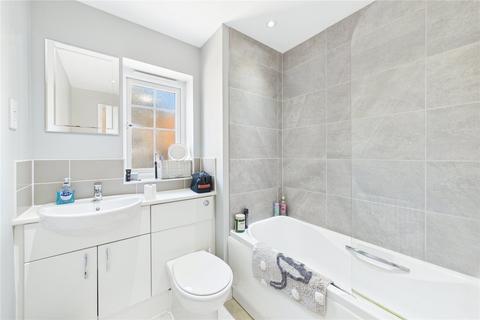 33 Ashurst Way, East Grinstead, RH19 3GJ