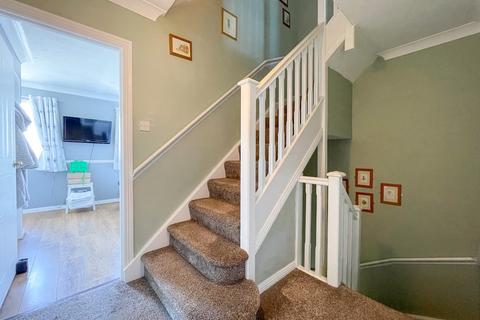 60 Beacon Drive, Bean, Dartford, DA2 8BG