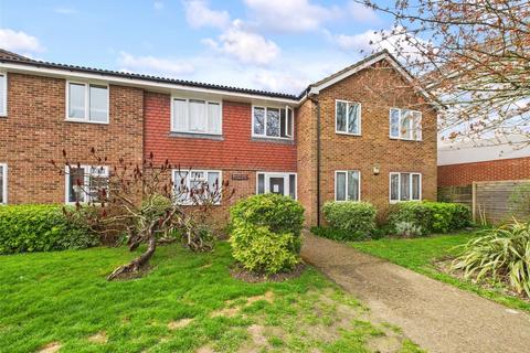 1 bedroom apartment for sale, Staines Road West, Ashford