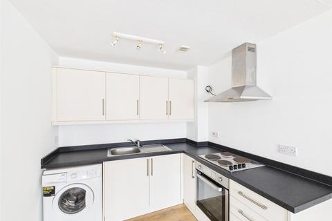 1 bedroom apartment for sale, Staines Road West, Ashford