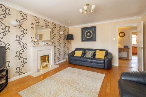 19 Knowesley Park, Haddington, EH41 3TB