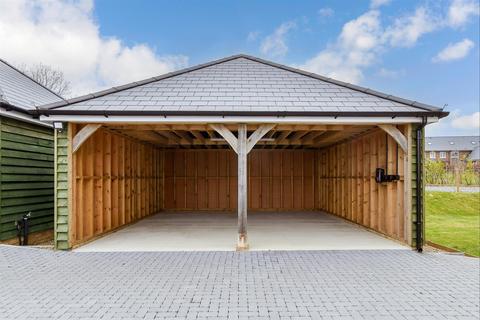 4 bedroom end of terrace house for sale, Ryeland Drive, High Halden, Ashford, Kent