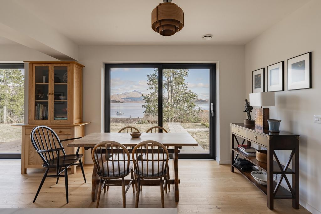 269918 - 3 Achnacree Bay View, Oban-18.jpg