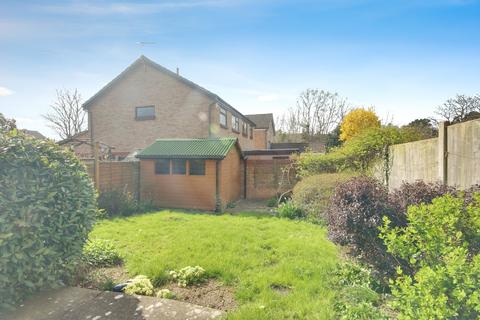 37 The Richmonds, Abbeydale, Gloucester, GL4 5YA
