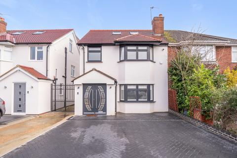 36 Crest Gardens, Ruislip, HA4 9HD
