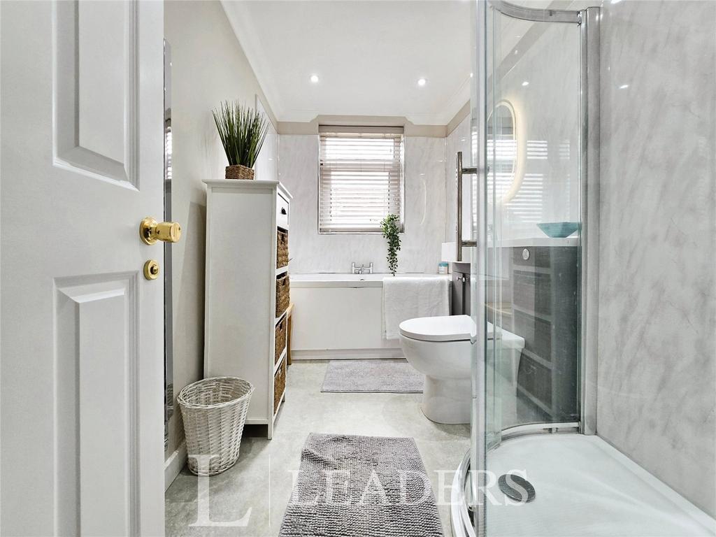 Main Bathroom