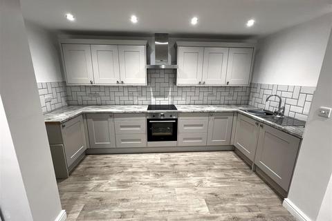 2 bedroom flat to rent, 50 Salisbury Road, Birmingham B13