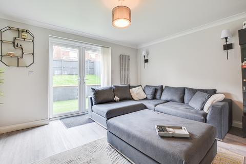 5 Holwick Close, Oldham, OL8 2ST