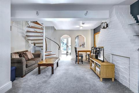 2 bedroom terraced house for sale, Glisson Road, Cambridge CB1