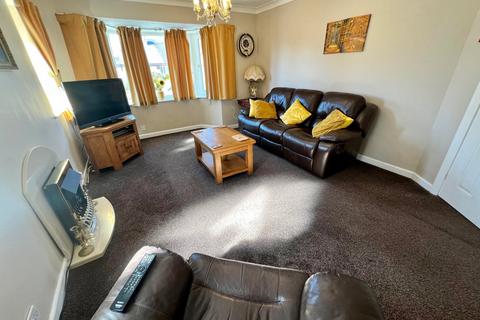 2 bedroom bungalow for sale, The Spinney, Poulton-Le-Fylde FY6