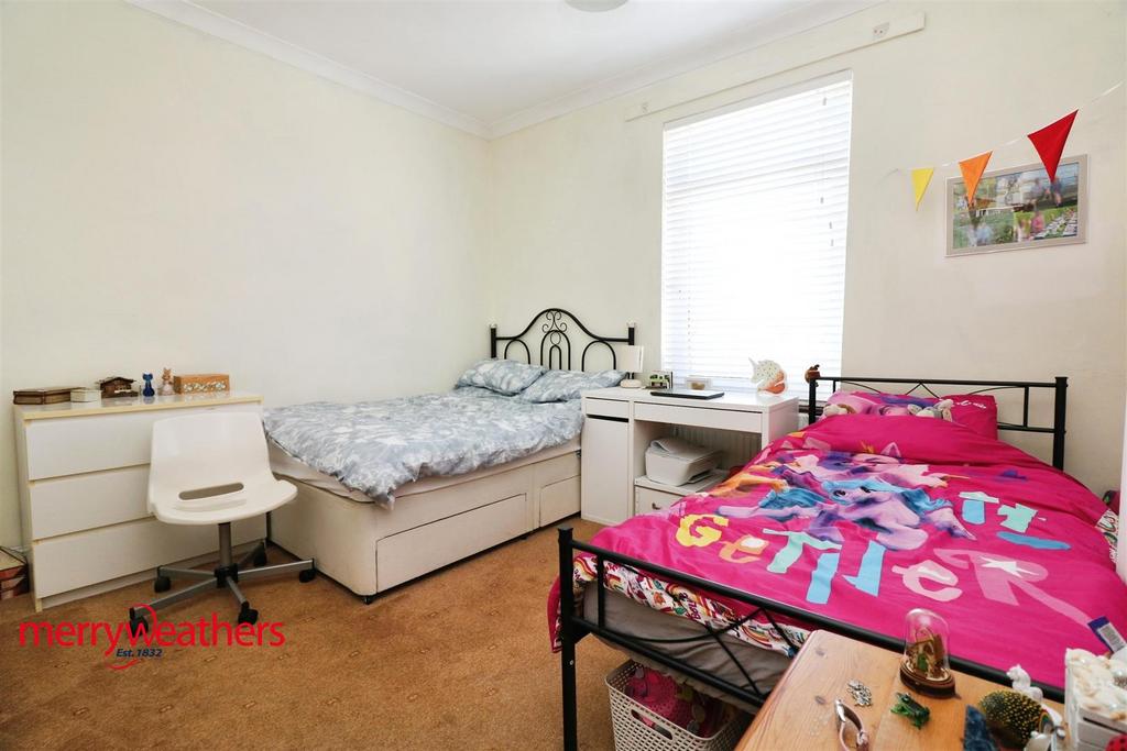 Front bedroom