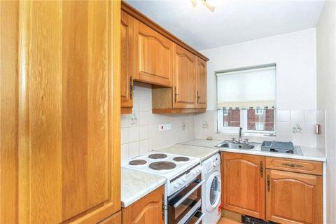 2 bedroom apartment for sale, Riverside Close, Warrington, Cheshire
