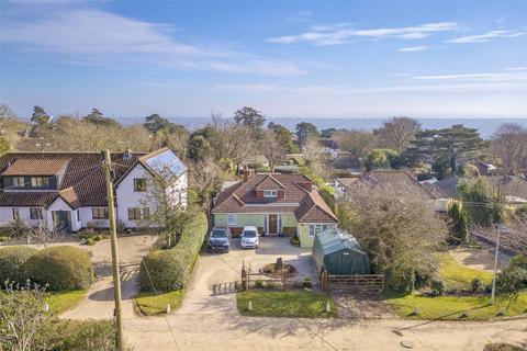 9 Heather Lane, Worthing, BN13 3BU
