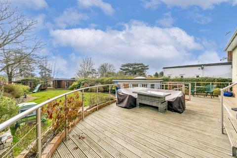 9 Heather Lane, Worthing, BN13 3BU