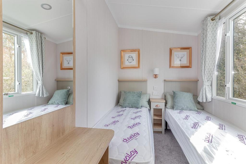 Bedroom 2 - A.jpg