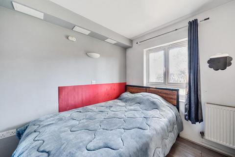 Flat 2, Viridian Court Ashford Road, Feltham, TW13 4SD