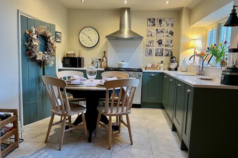 Souters Cottage Brookside, Hovingham, York, YO62 4LG