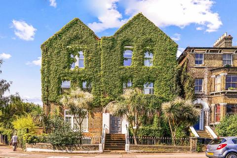 Gauden Road, London SW4