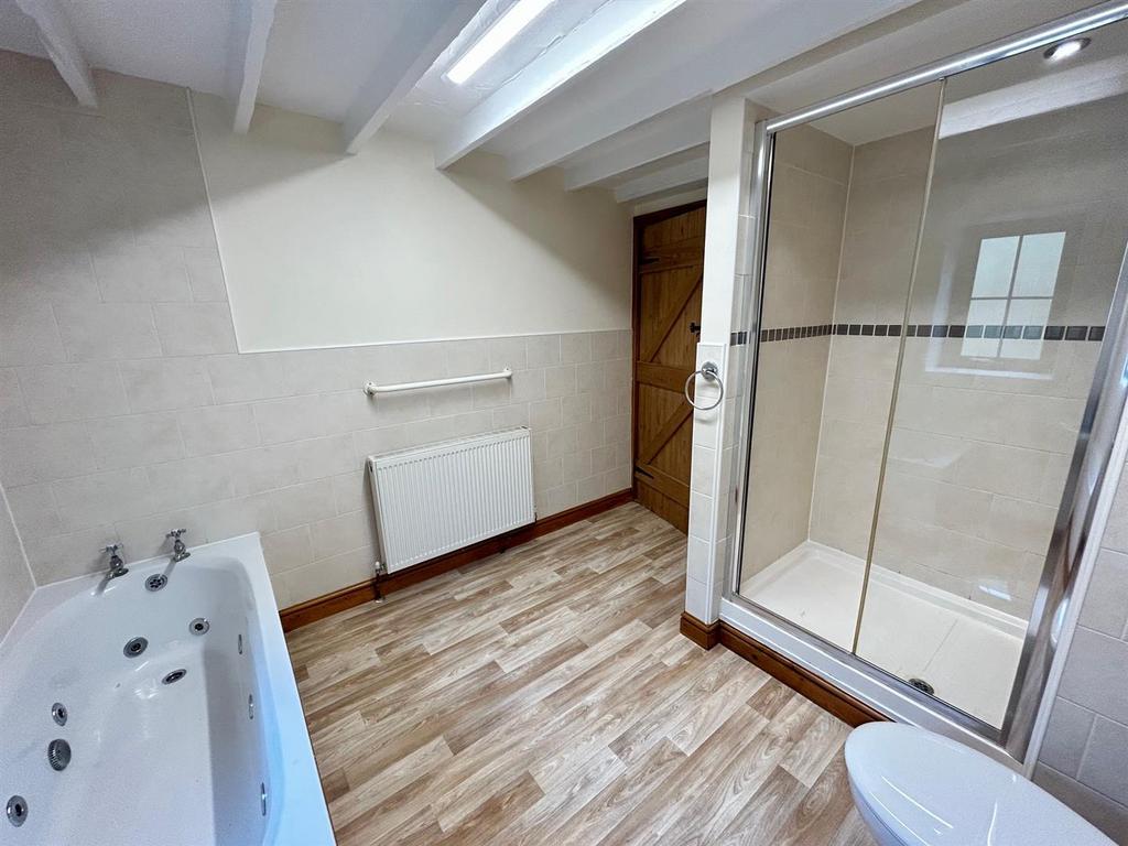 Shower and bath new.jpg