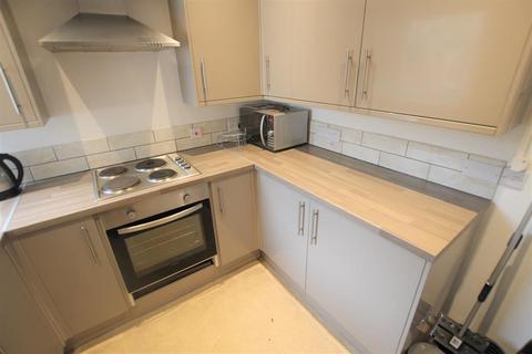 1 bedroom private hall to rent, Beoley Road East, Redditch, B98 8NB