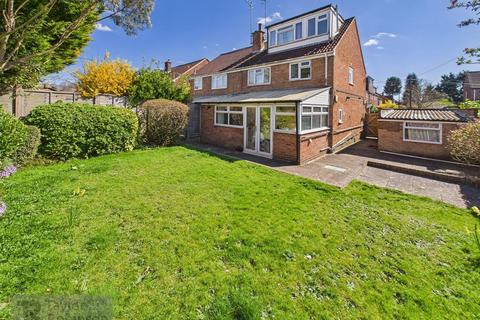 4 bedroom semi-detached house for sale, Pound Hill, Crawley