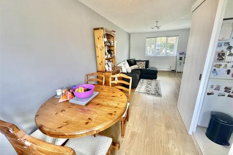 34 Nash Close, Welham Green, Hatfield, AL9 7NN