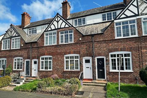 3 bedroom terraced house for sale, Lawrence Road, Altrincham