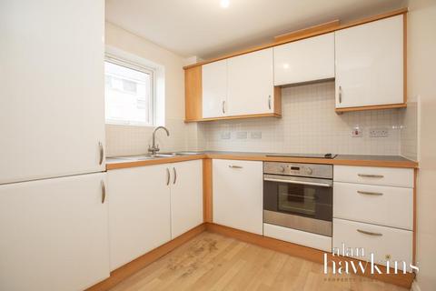 undefined, Chain Court, Swindon SN1 4