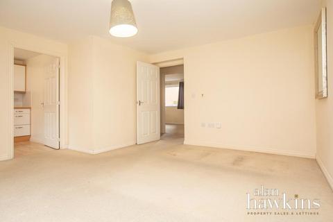 undefined, Chain Court, Swindon SN1 4