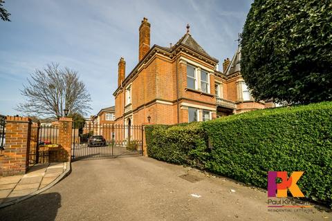 1 bedroom flat to rent, Riversdale House, 41 London Road HP11