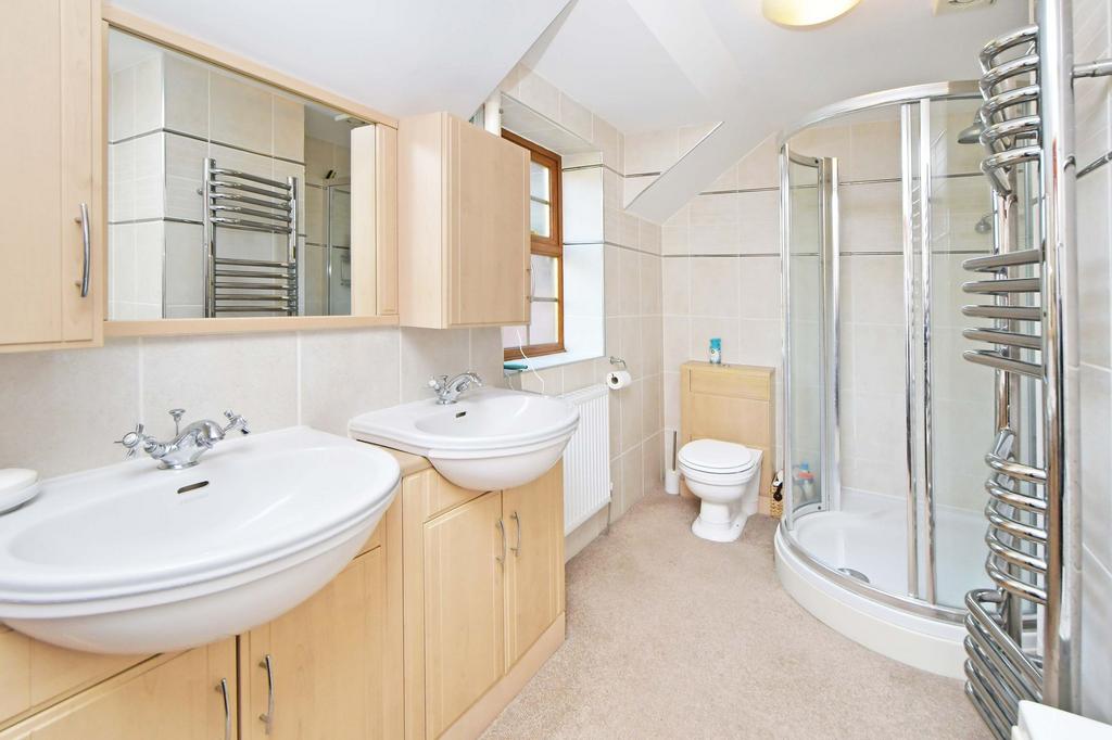 Bedroom one en-suite