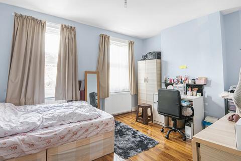 undefined, Altmore Avenue, East Ham, London, E6