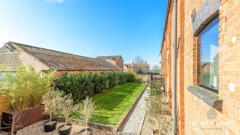 Garden, St Pega's Granary, Peakirk