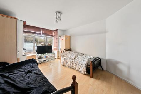 157 Botwell Lane, Hayes, UB3 2AQ